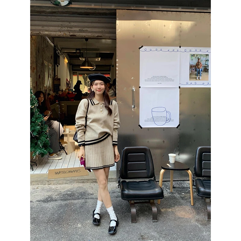 2024时尚套装韩系气质Polo领撞色针织长袖女士上衣百褶短裙两件套
