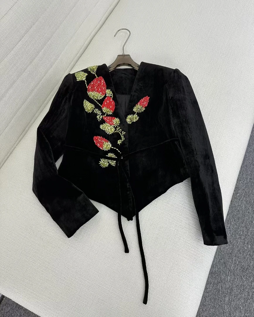 重工钉珠草莓si丝丝绒外套