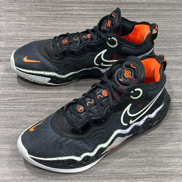 44.5码/NIKE GTRUN黑橙 高帮篮球鞋