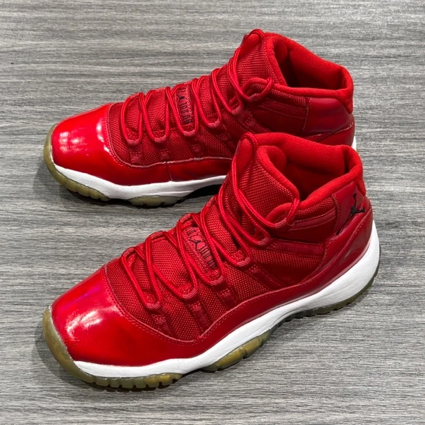 38码/AJ11大红/9新/公价1849 店