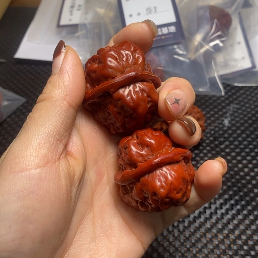 【闪购商品】文玩核桃吊坠听*唐