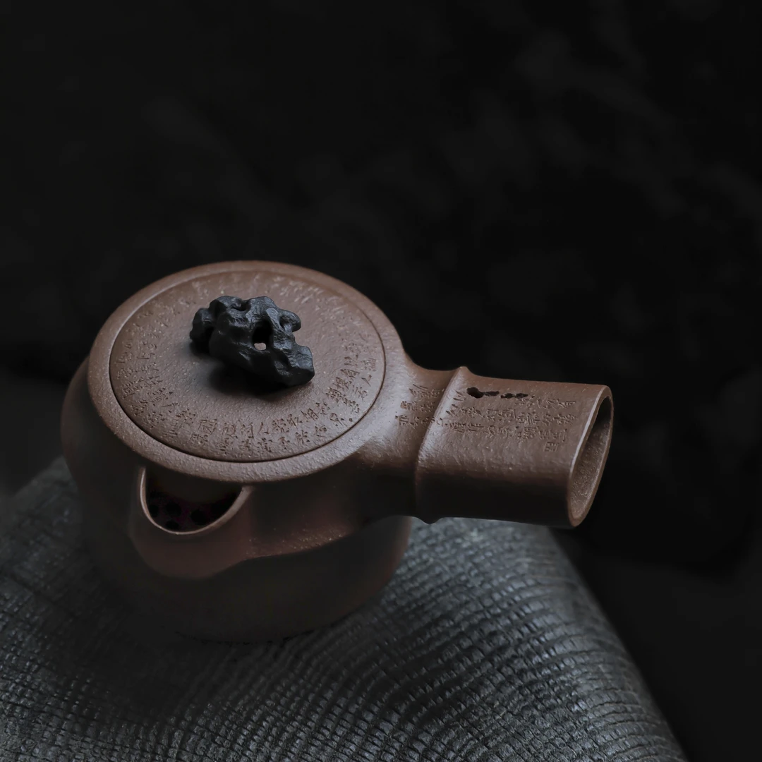 【严选茶器】见铭造《相空》170cc原矿降坡泥手工侧把紫砂壶文人禅意