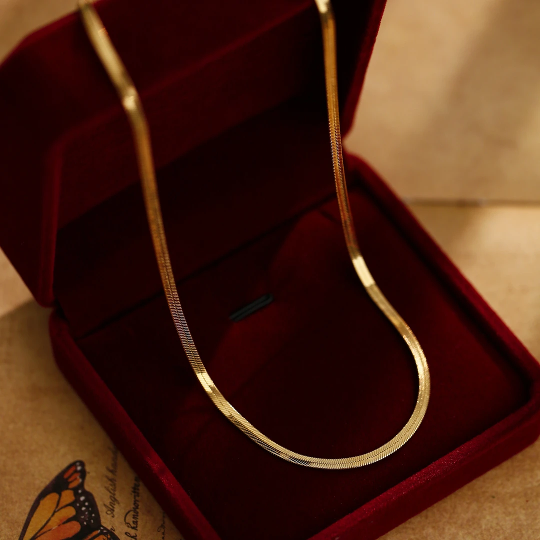 合金项链 45厘米蛇骨链时尚简约ins百搭小众不掉色素款金色气质