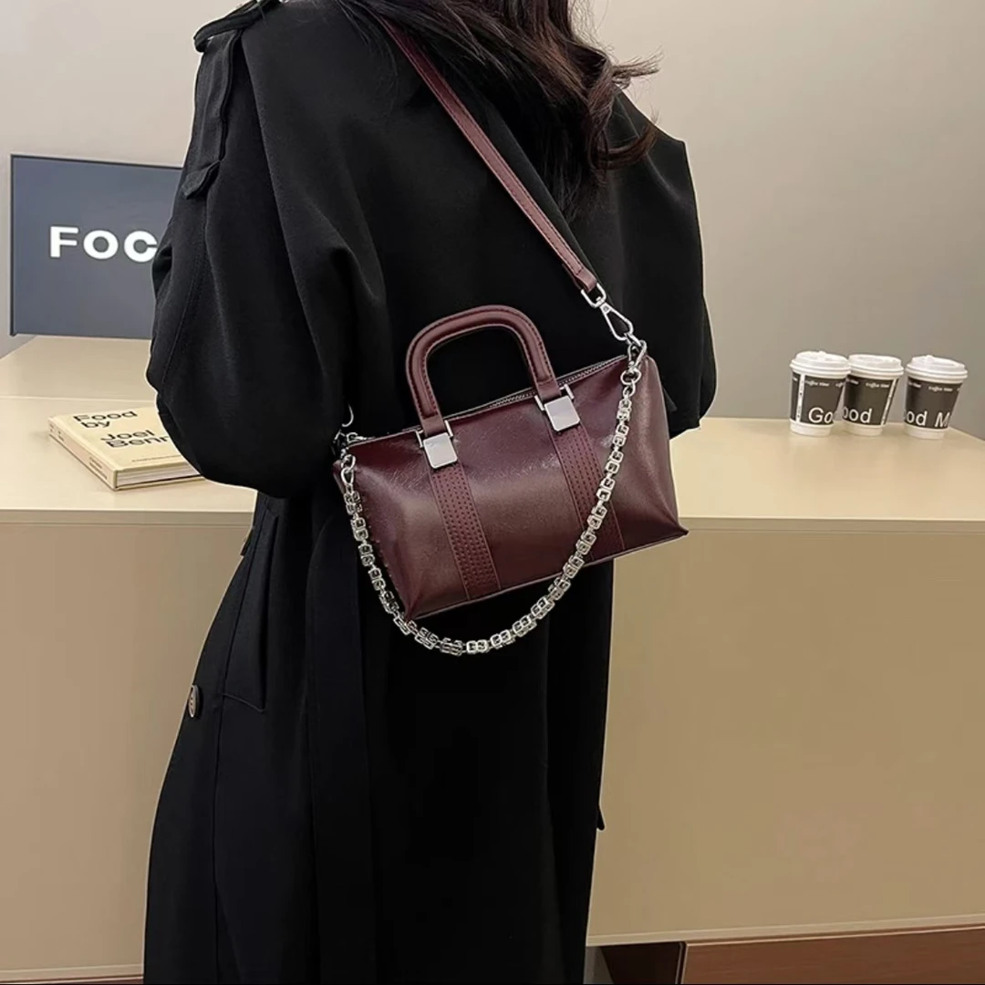 新款轻奢百搭高级感气质时尚斜挎女士包013安可拉红