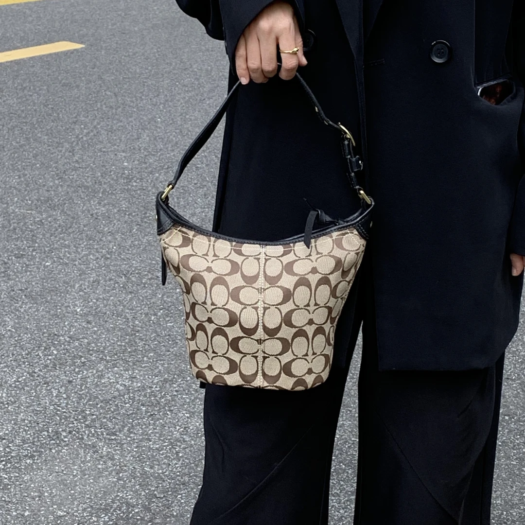 99新 COACH/蔻驰 coach棕色老花帆布拼皮小号薯条包手提单肩包hd