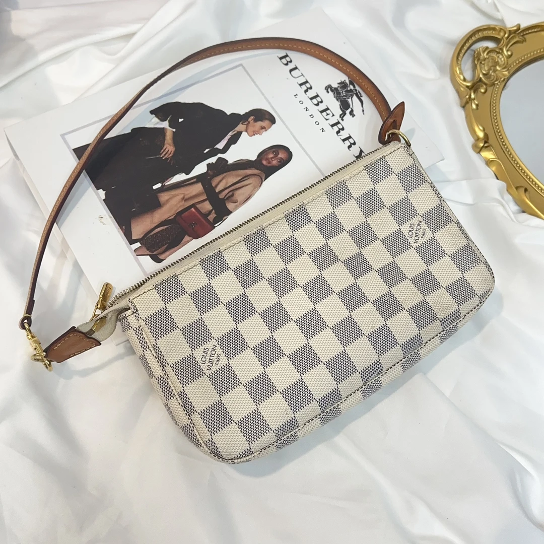 95新 LouisVuitton/路易威登 白棋盘格大麻将/95新/9004304