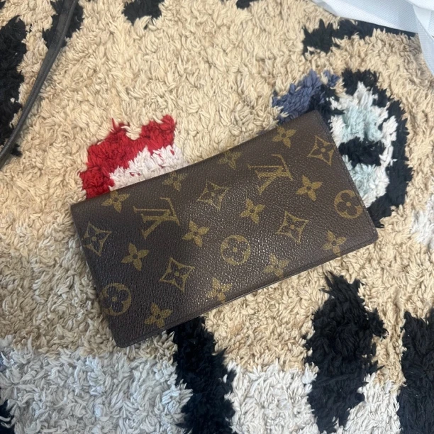 95新 LouisVuitton/路易威登 聪聪/LV钱包/放不下手机的钱包
