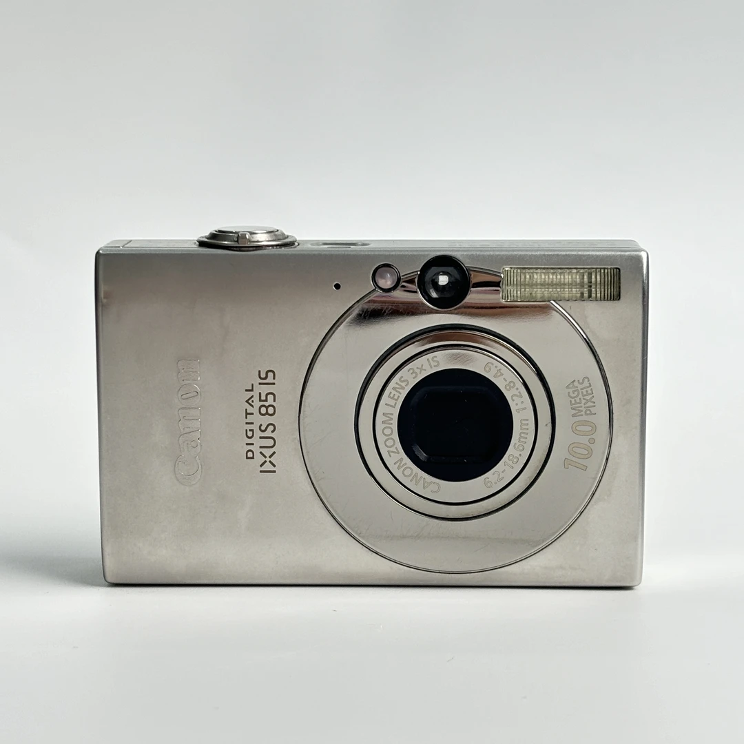 95新 Canon/佳能 ixus85银色1000万像素3倍变焦复古ccd数码相机