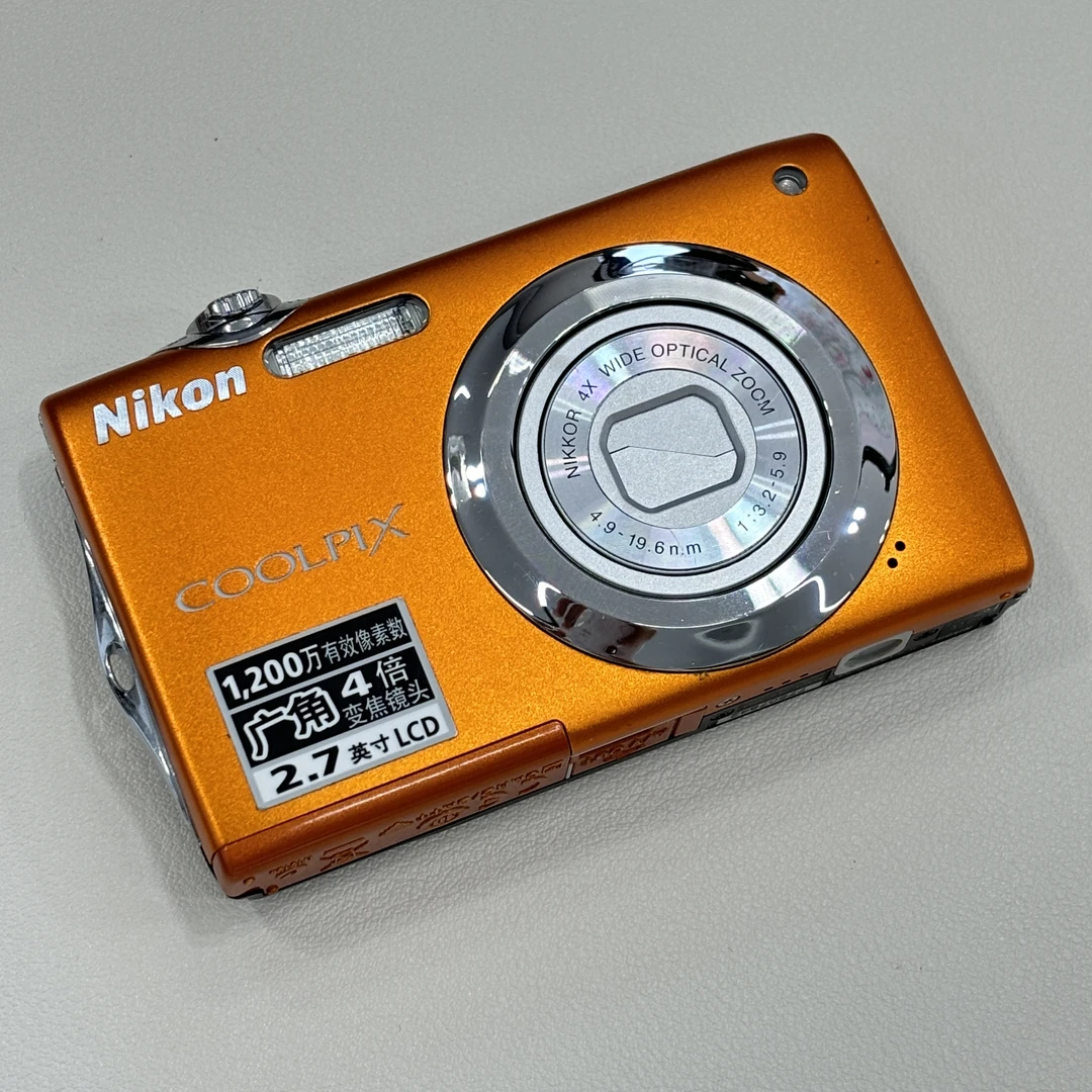 9新 Nikon/尼康 s3000橙色福利款 1200w像素4倍变焦复古ccd