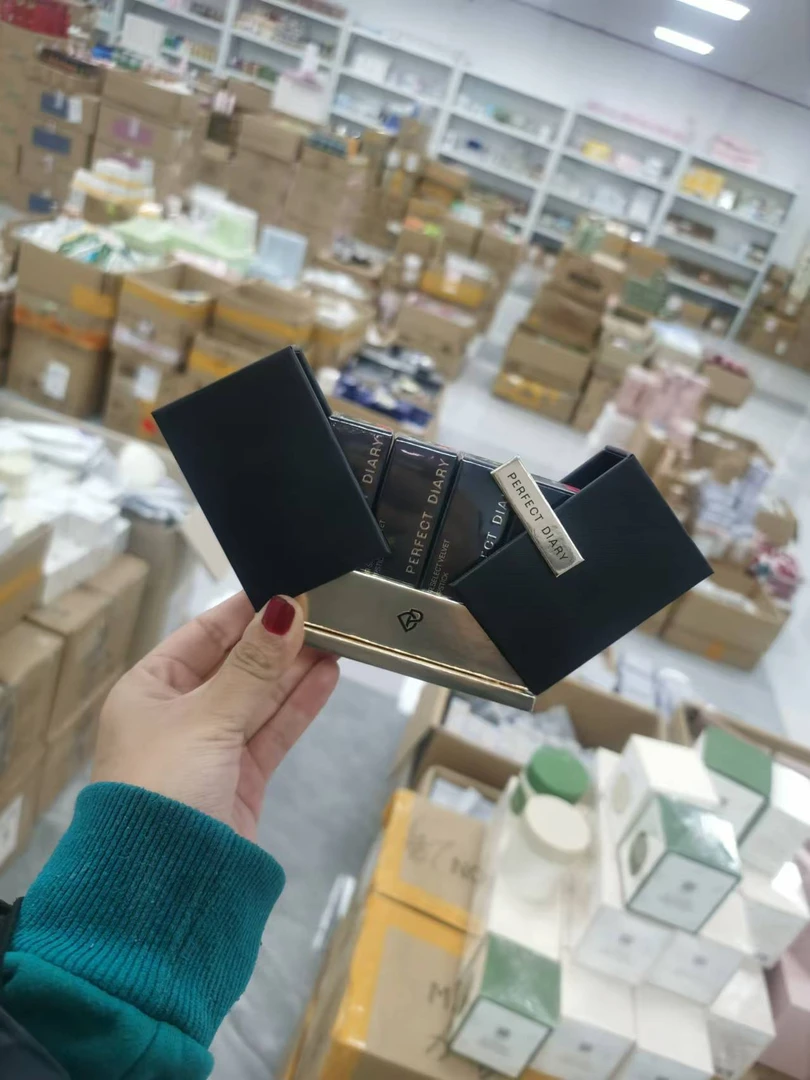 至臻柔色丝绒唇釉套盒