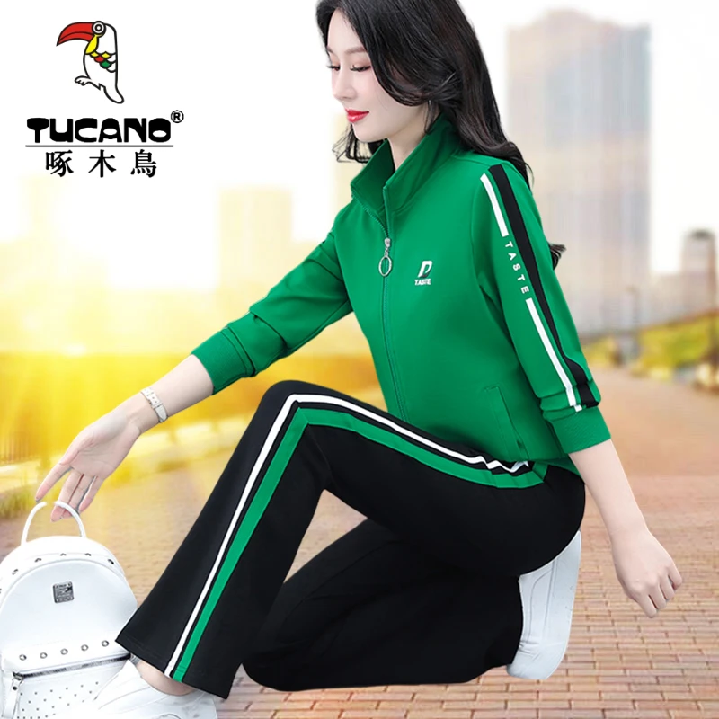 啄木鸟秋季新款中老年高档运动百搭套装女士户外运动两件装妈妈装