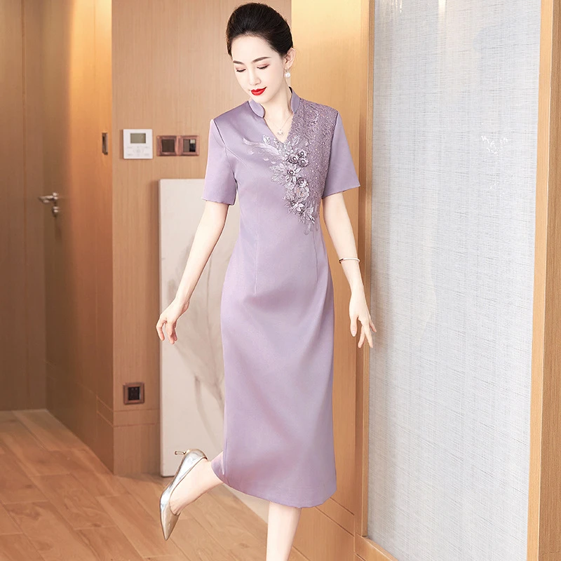 轻奢生日聚会修身妈妈洋气连衣裙2025新品中国风旗袍婆婆婚宴礼服