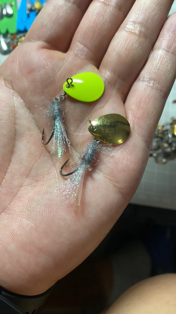 亮丝单钩大亮片 红尾虹鳟翘嘴十枚