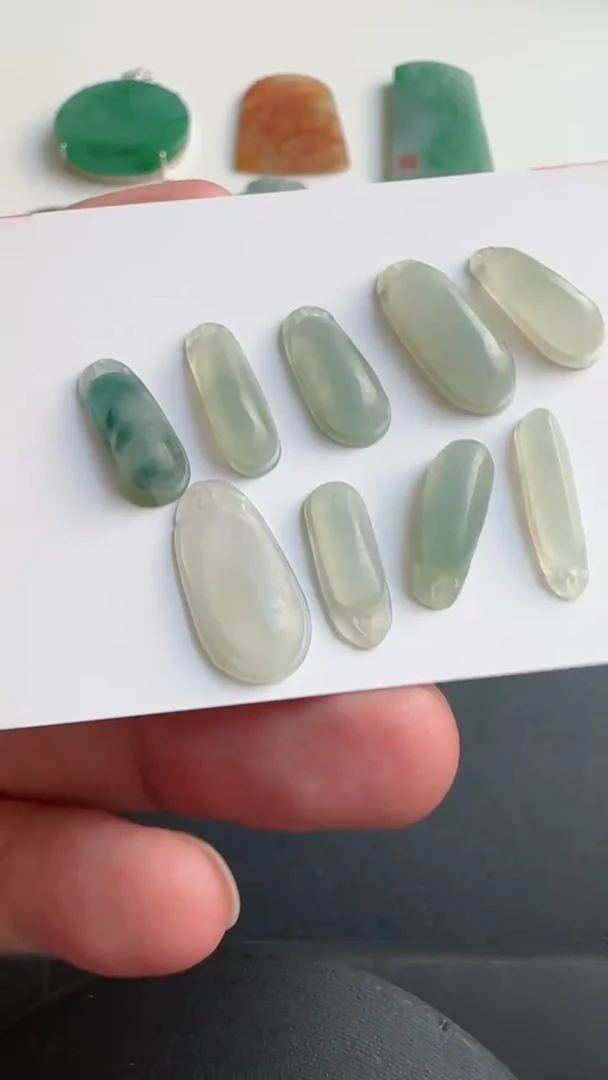 【闪购商品】定制翡翠未镶嵌多样性 发其一毛货不挑不选