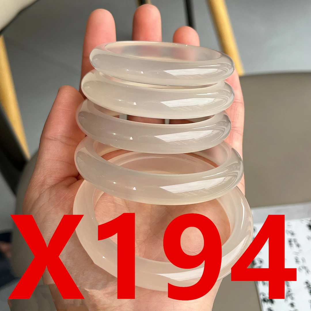 X194直播专用链接天然玛瑙玉手镯白月光荔枝冻【实物以直播为准】