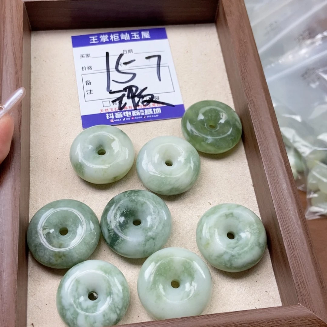 岫玉手镯手镯未镶嵌多样性，发一个