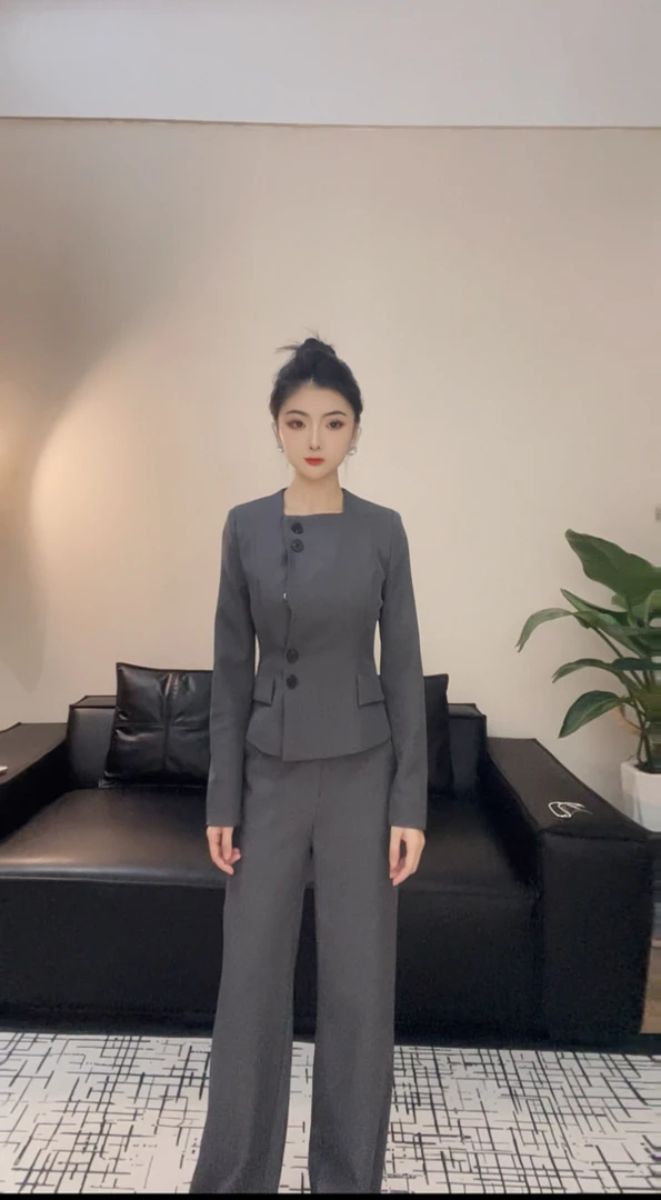 欧货气质名媛西服套装女2024秋新款纯色斜排扣设计感西服+阔腿裤