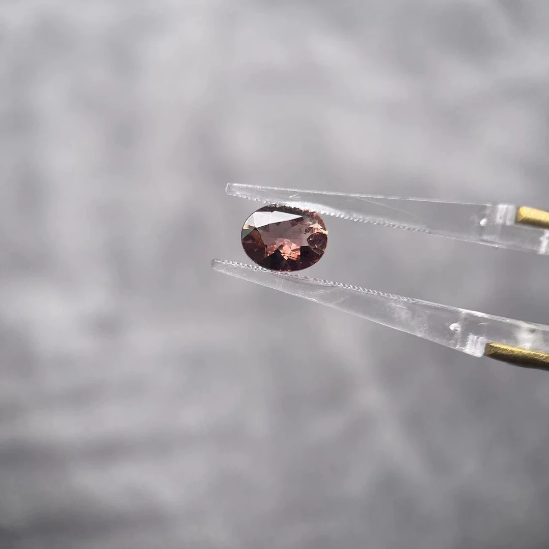 3913--14/碧玺椭圆-0.94ct