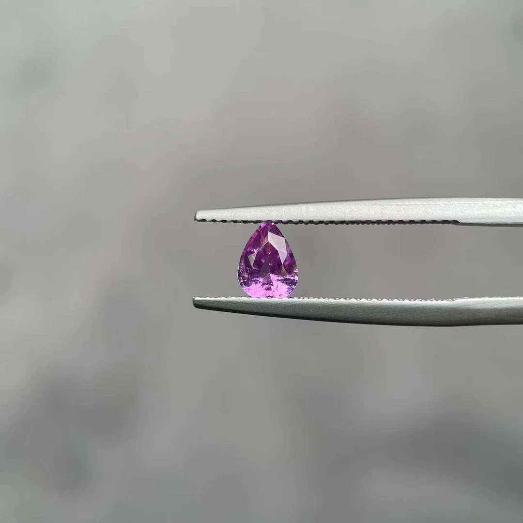 Z-70粉色蓝宝石水滴形-0.95ct