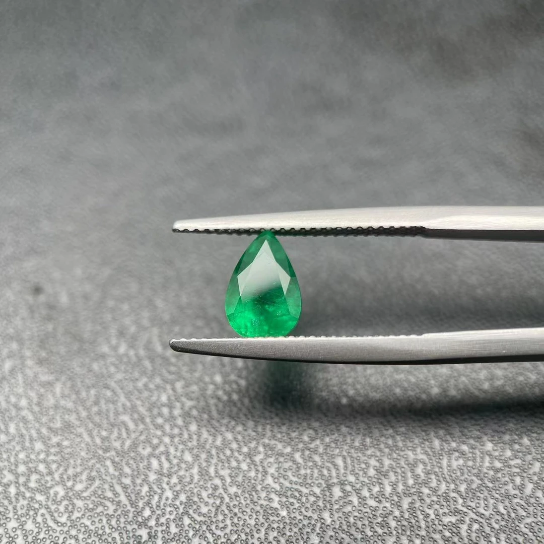 31114-3（0593）/祖母绿裸石水滴木佐微油-1.81ct