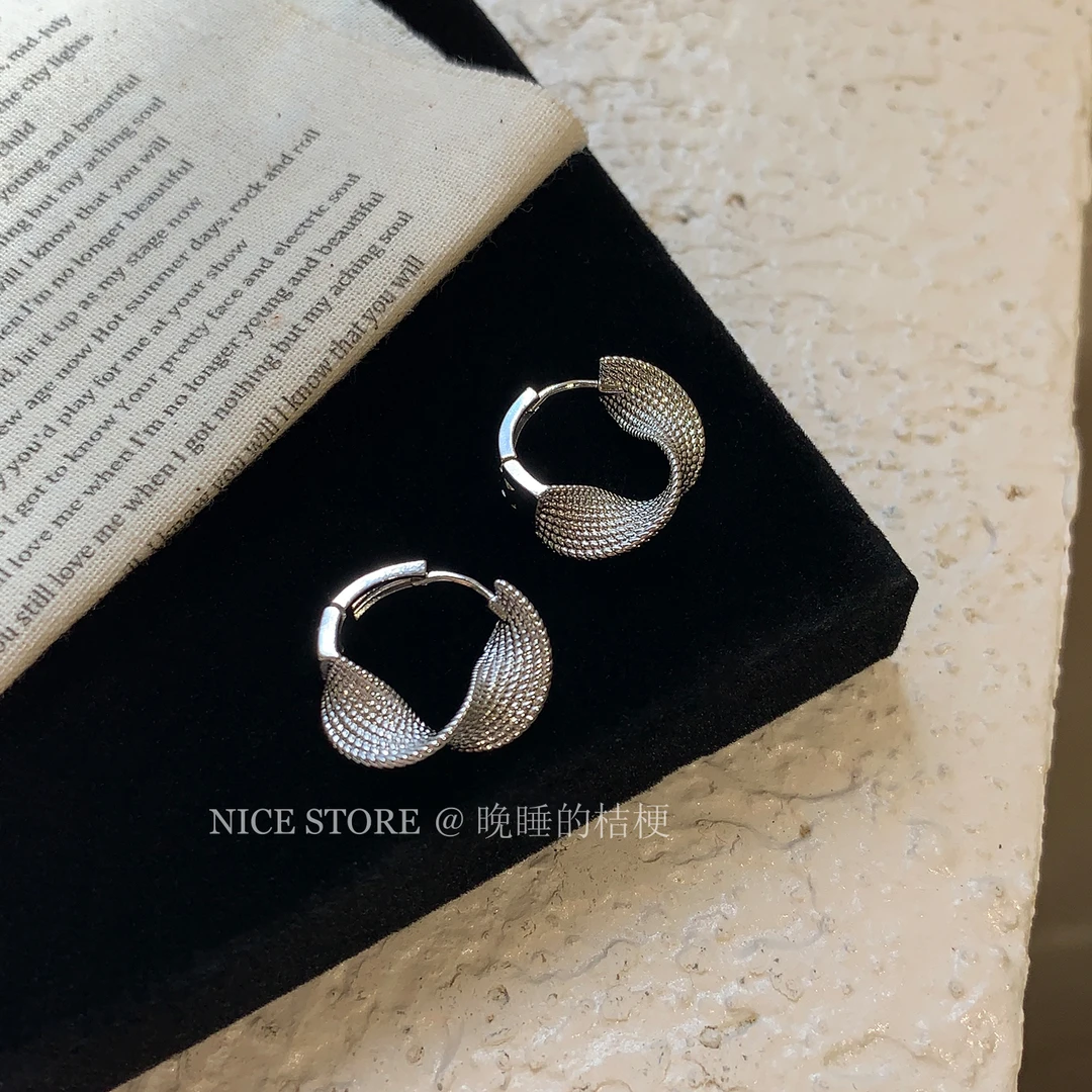 合金耳饰 晚睡的桔梗「且听风吟」小众设计肌理扭转纹耳扣简约几