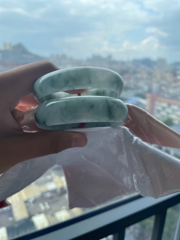 天然翡翠A货手镯