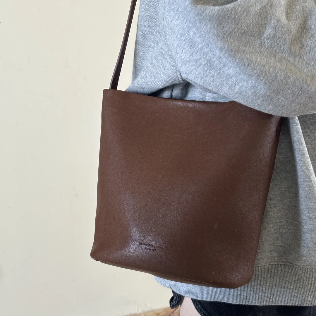 女包秋季新款斜挎包水桶包