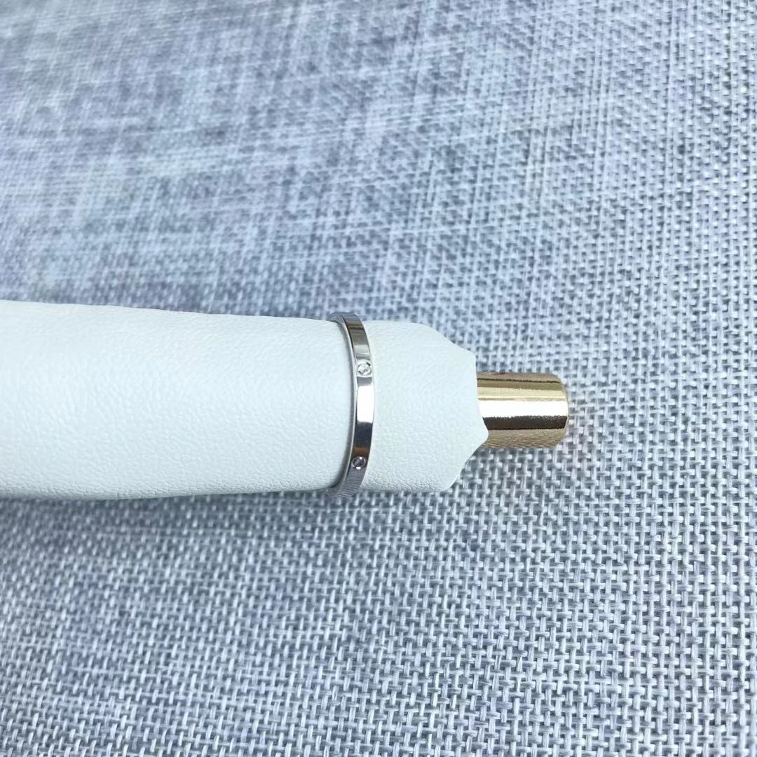 PT950 铂金戒指 卡家亮面 简约时尚款  S 11494