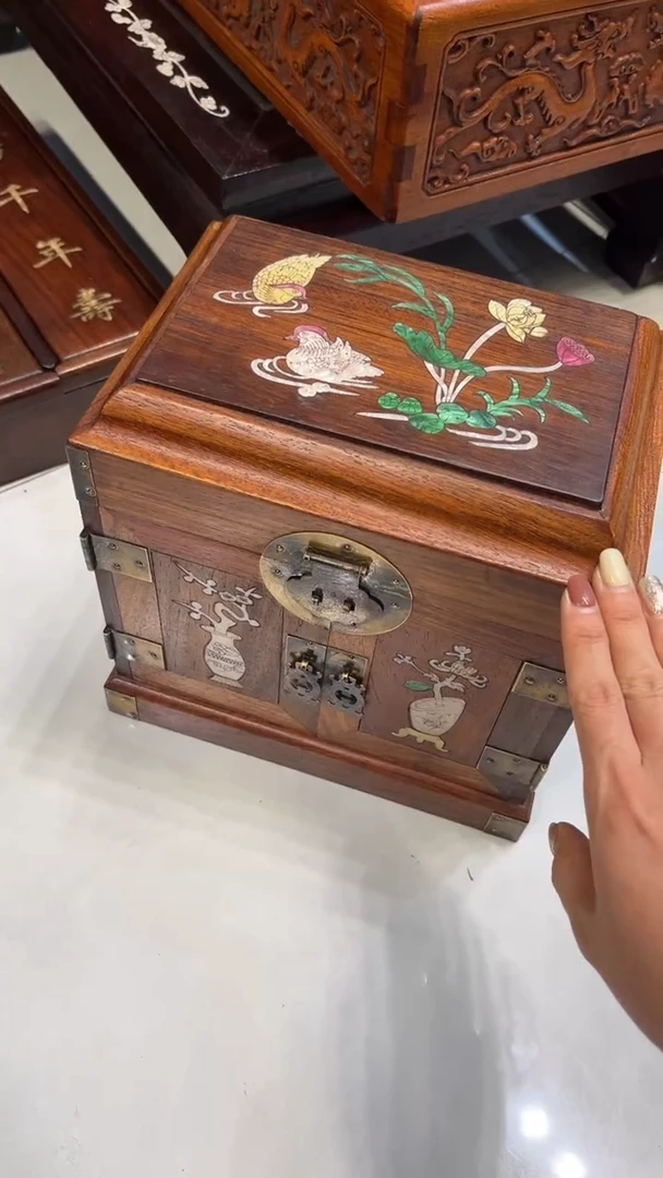 【闪购商品】木鸳鸯戏水螺钿官箱