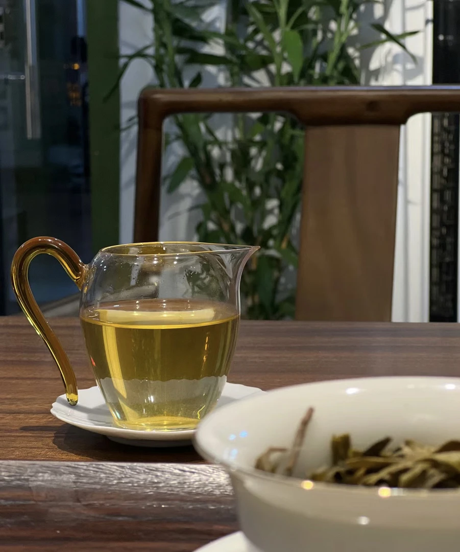 冰岛俸家茶龙珠大礼包