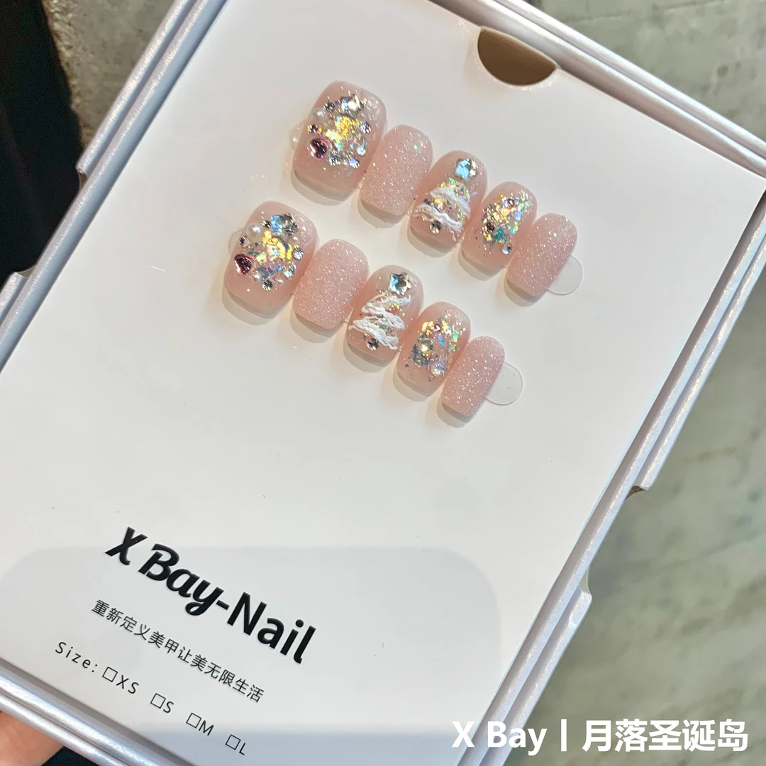「月落圣诞岛」X Bay丨手工穿戴甲·彩绘美甲节日氛围/温柔可爱百搭
