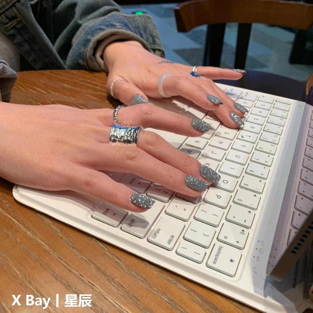 「星辰」X Bay丨手工高品穿戴甲/秋冬碎钻款&闪闪出片街拍穿搭