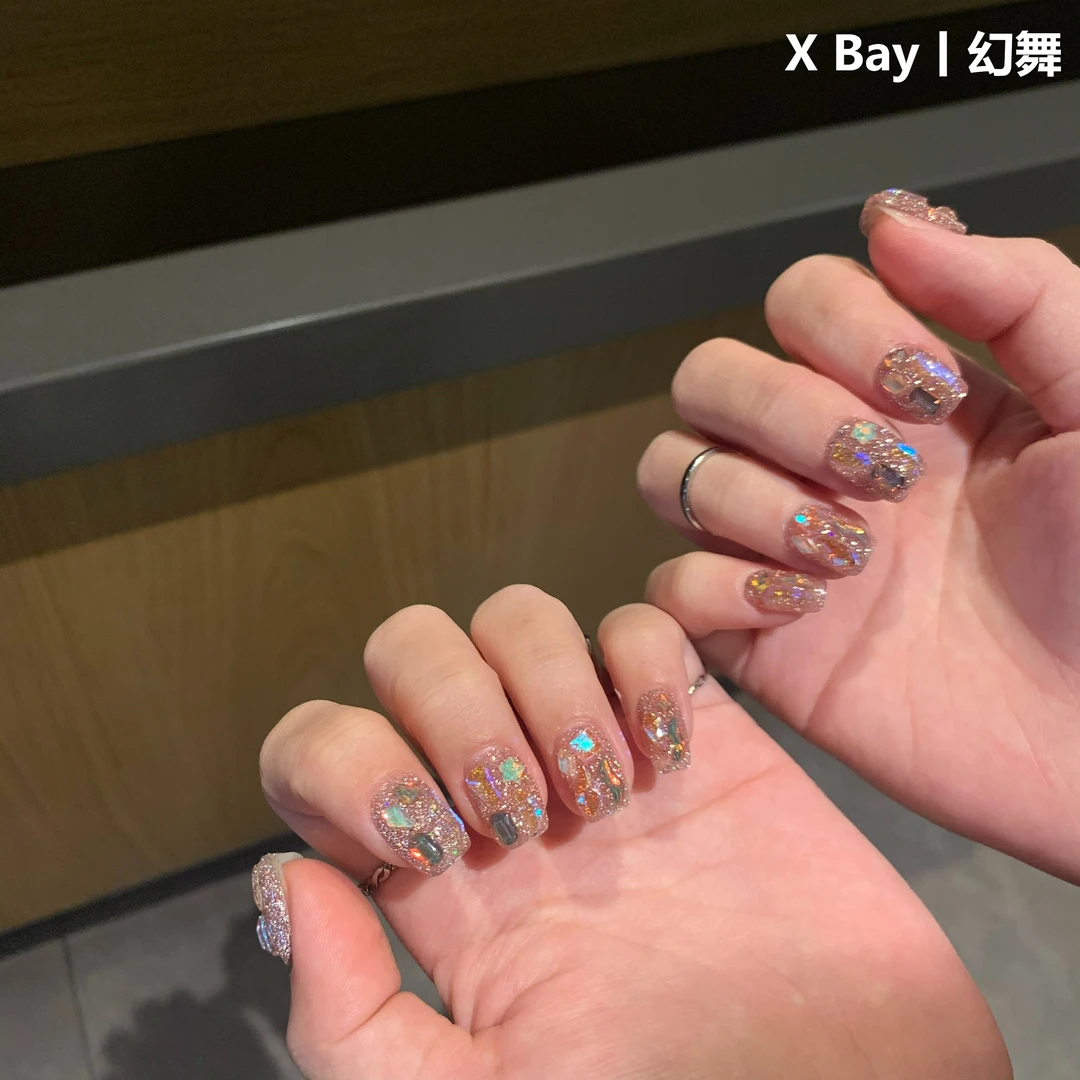 「幻舞」X Bay丨手工穿戴甲设计师款美甲·小众短甲满钻爆闪出街穿搭