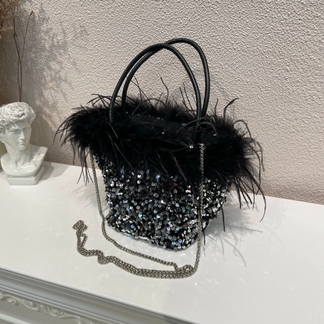 女生水桶亮片包鸟毛羽毛大容量手提斜挎聚会手机包包形象百搭女