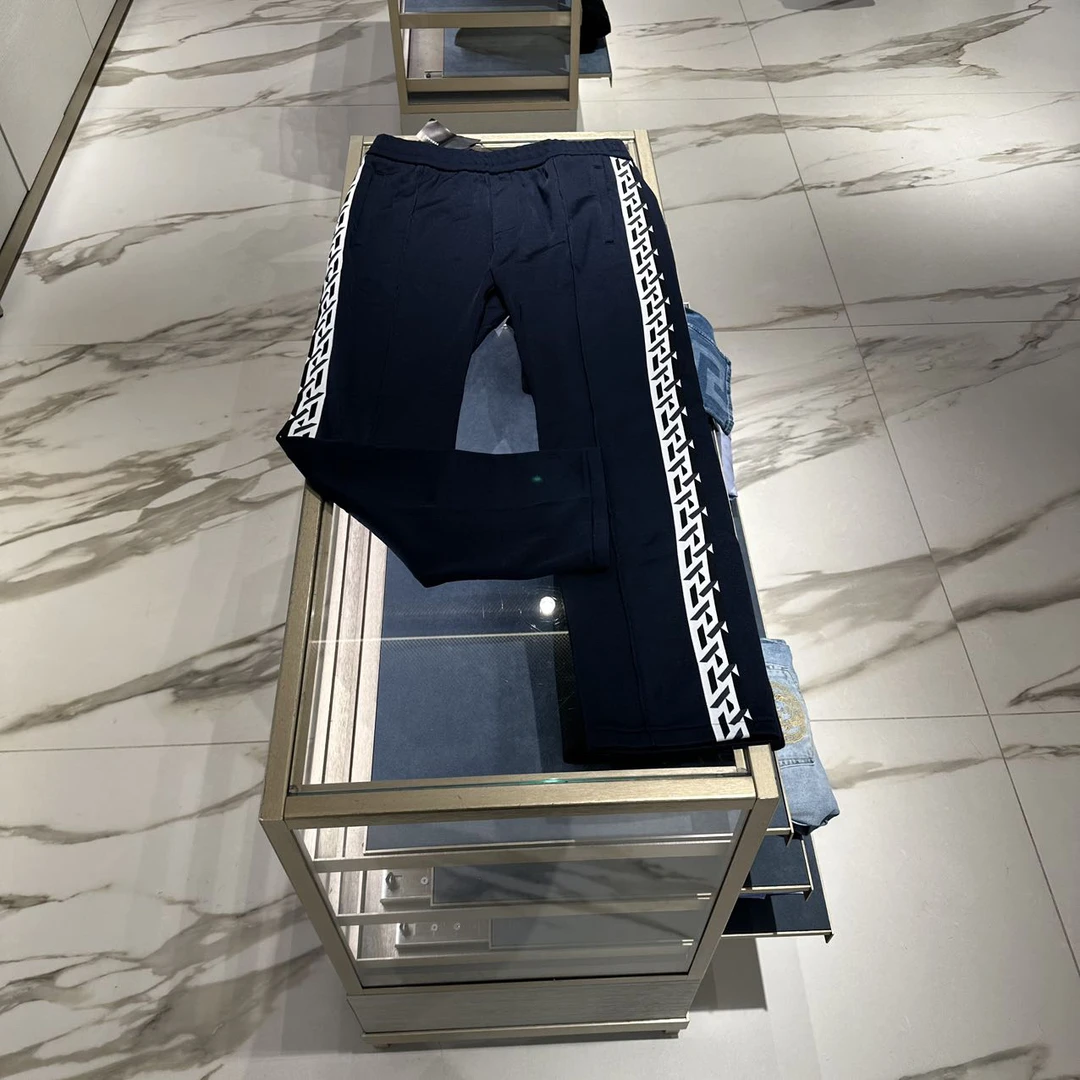 全新未使用 Versace/范思哲 范思哲深蓝色时尚回形纹卫裤