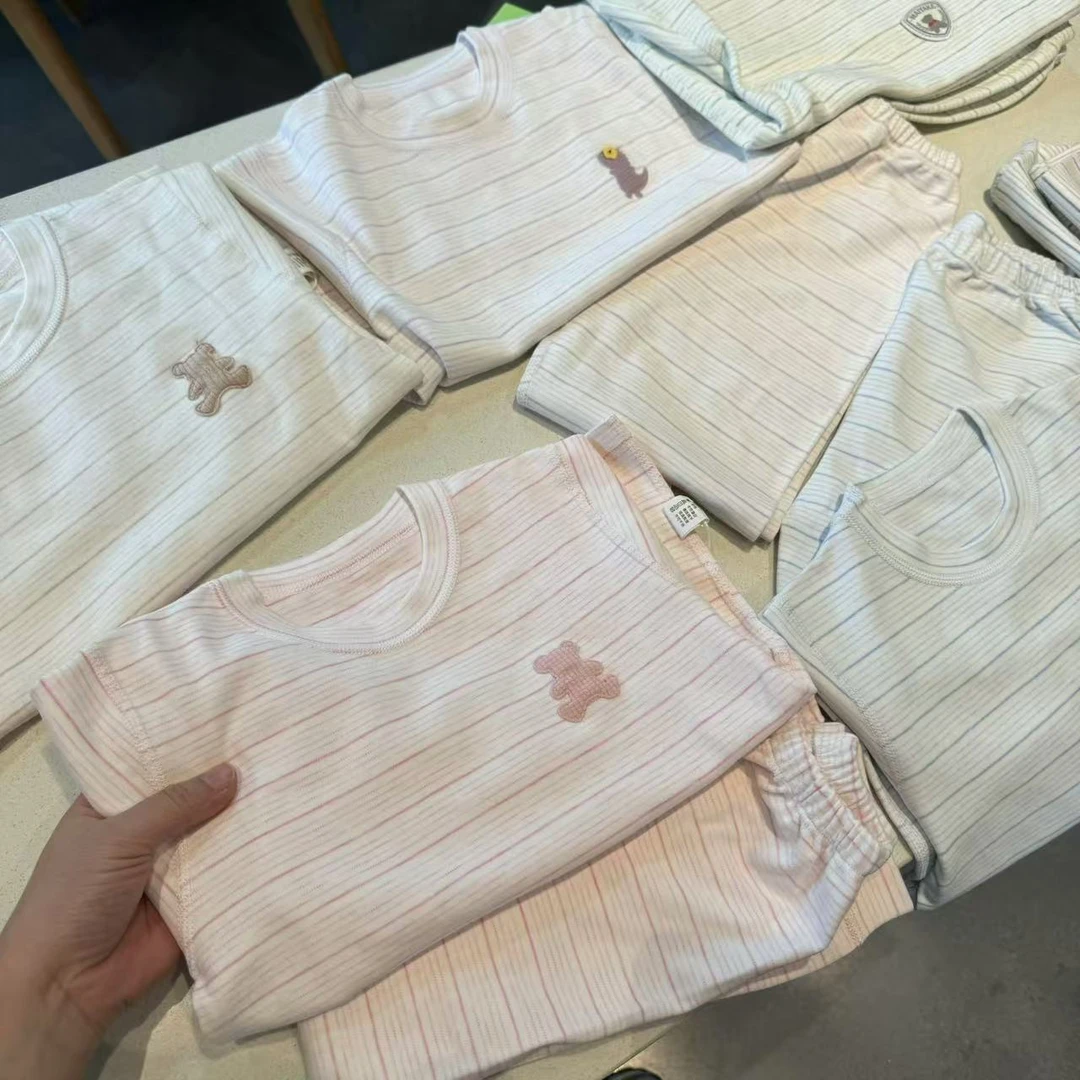 泡妈童装    儿童男童女童冬季彩条舒绒家居服8002