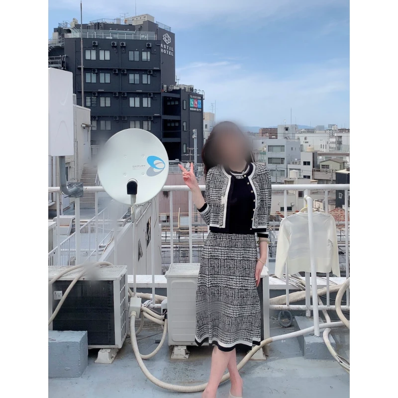 【小E家】 秋冬上新 D 气质时尚复古贵气牛仔显瘦+外套