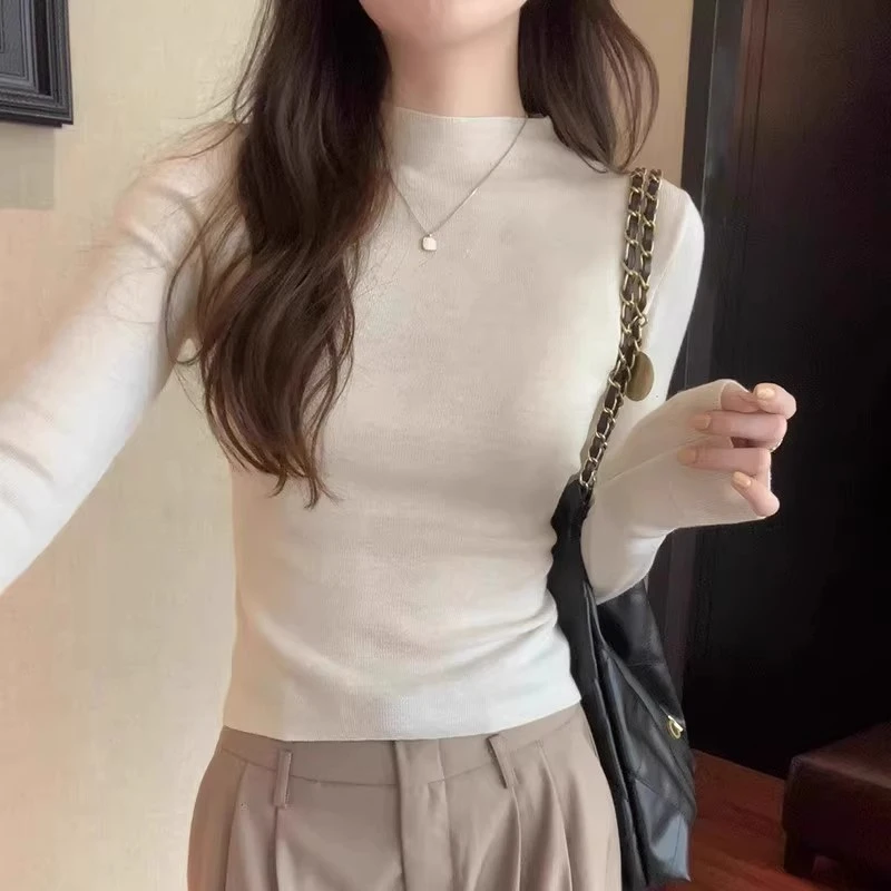 芊芊芙春秋2025新款别致修身打底衫女半高领毛衣气质内搭针织上衣