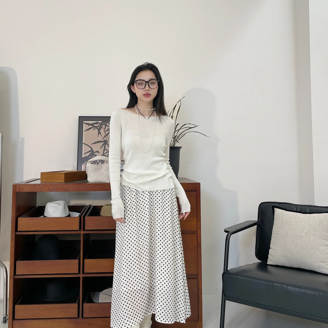 euri【扬子精纺100绵羊毛】显瘦气质百搭一字领羊毛衫打底-MY4980