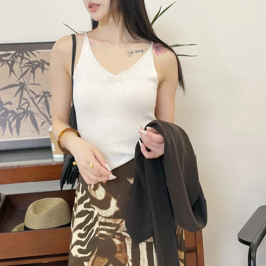 euri【水溶绵羊毛针织背心】韩版显瘦气质女针织吊带背心-MY4941