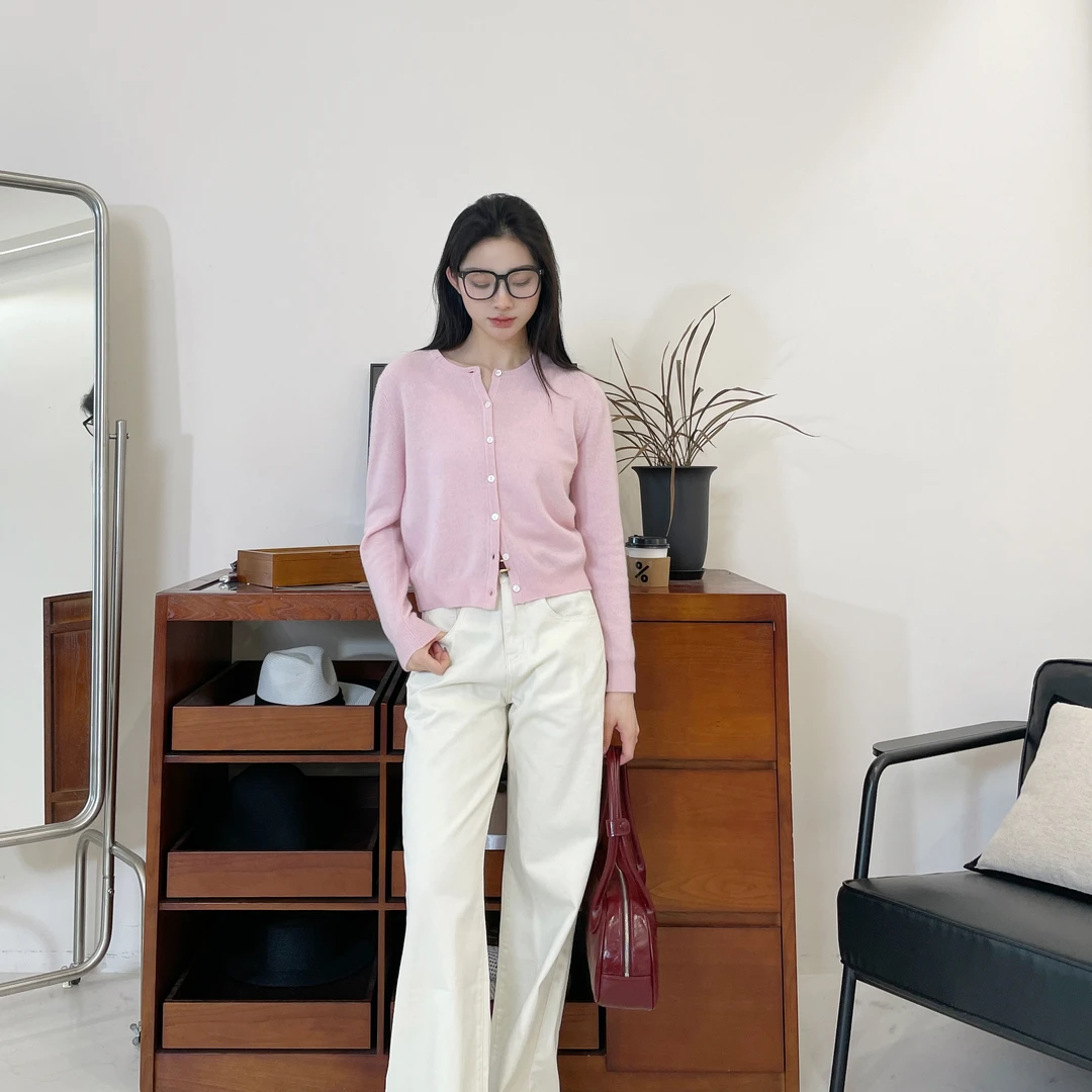 euri【康赛妮100山羊绒】时尚气质显瘦舒适圆领羊绒开衫-MY5387