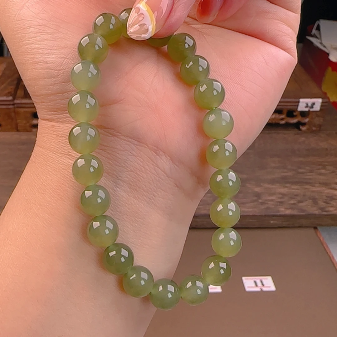 工厂直发天然和田玉湖水绿冰透葡萄肉高货卡8m老料起微猫单圈手串