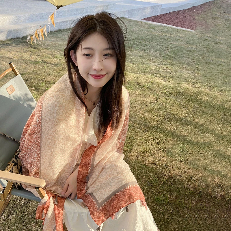 女生围巾围脖披肩脖套丝巾薄款冬季碎花国风民族风洋气时尚感百搭