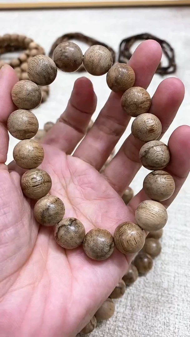 【闪购商品】沉香手串菩萨棋1.3单圈