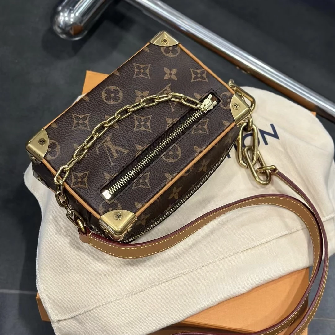 95新 LouisVuitton/路易威登 LV soft trunk 复古老花链条