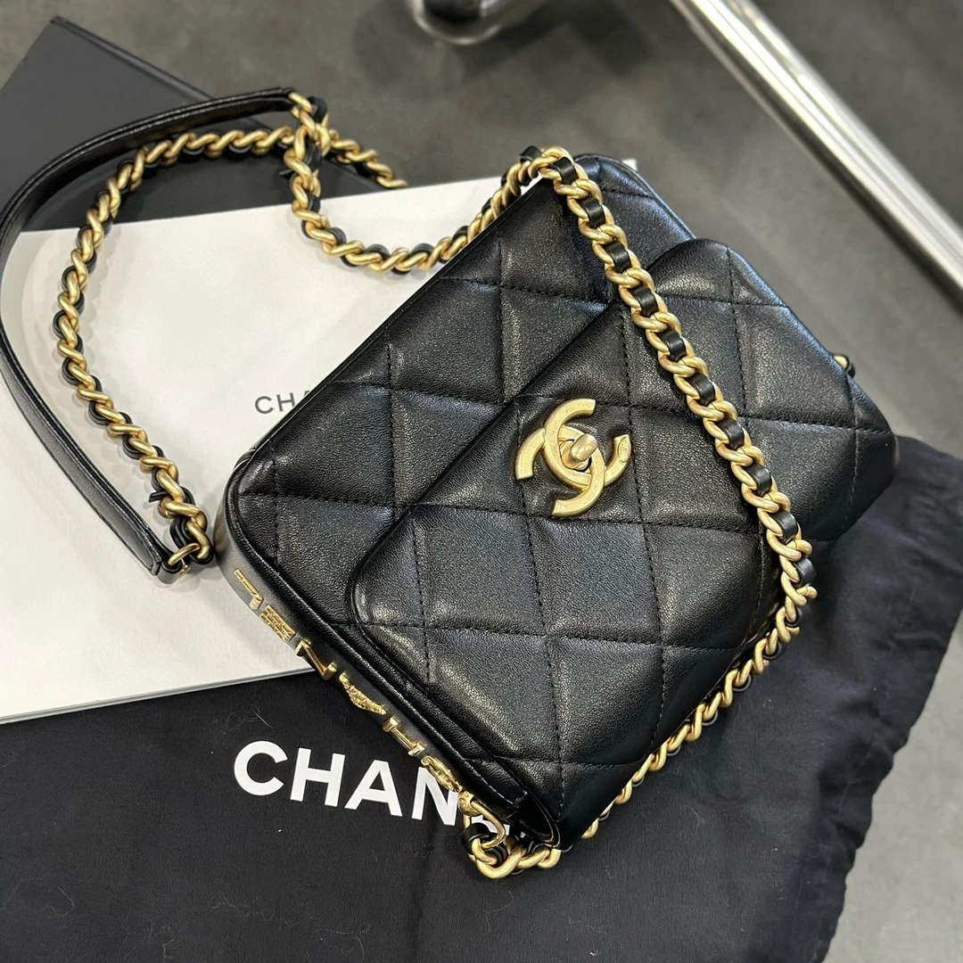 95新 Chanel/香奈儿 Chanel 21B 黑金方胖子 侧边浮雕字母logo
