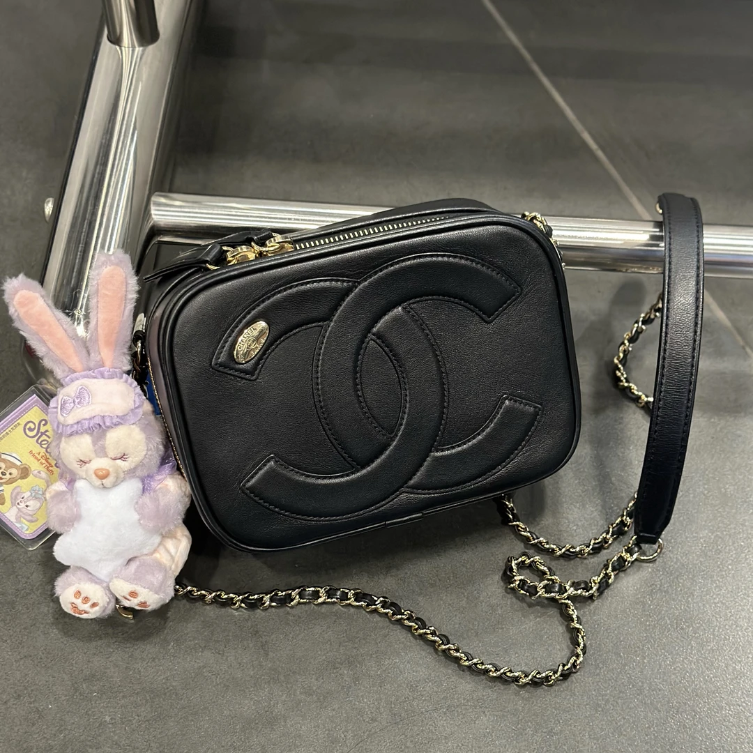 95新 Chanel/香奈儿 【特价】Chanel 19P黑金相机包