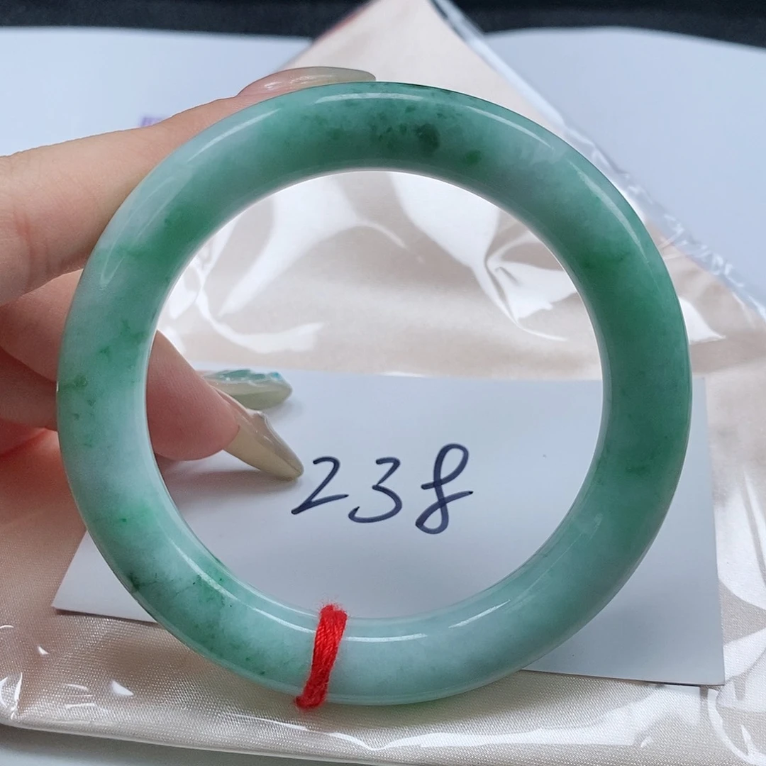 【闪购商品】翡翠手镯(圆镯)未镶嵌天然缅甸A货翡翠