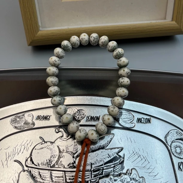 超精品级10x8银标大眼萌星月菩提手串,编号A10DYM-4