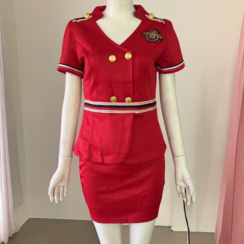 440款红色上衣毛臀裙套装